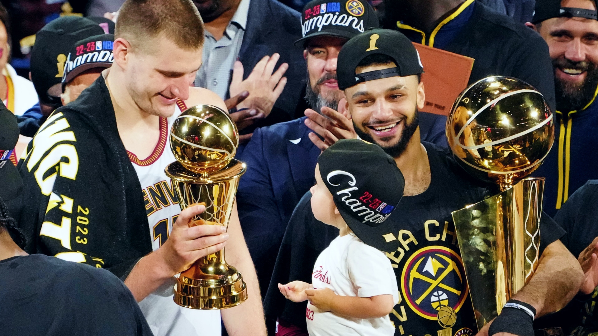 湖人放弃卡鲁索，24岁塔克仅1年100万签约费内巴切，告别NBA